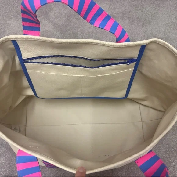 Vineyard Vines X Large Tote with Pink and Blue Accents - NWOT - Picture 11 of 12